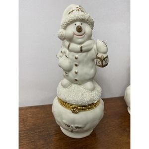 Christmas Holiday Snowman Hinged Porcelain Trinket Box Pill Box Ring Glitter